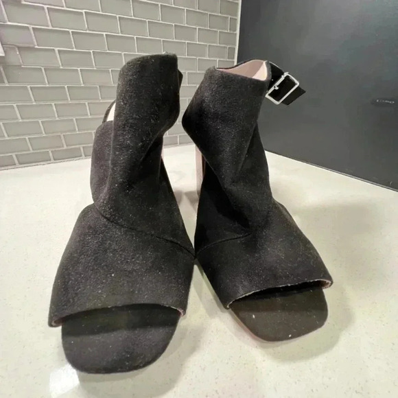 Madden Girl Black Suede Open Toe Heels Size 10 - Picture 7 of 12